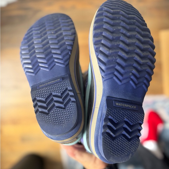 SOREL Youth Joan Of Arctic boots size 4 kids - Picture 5 of 7